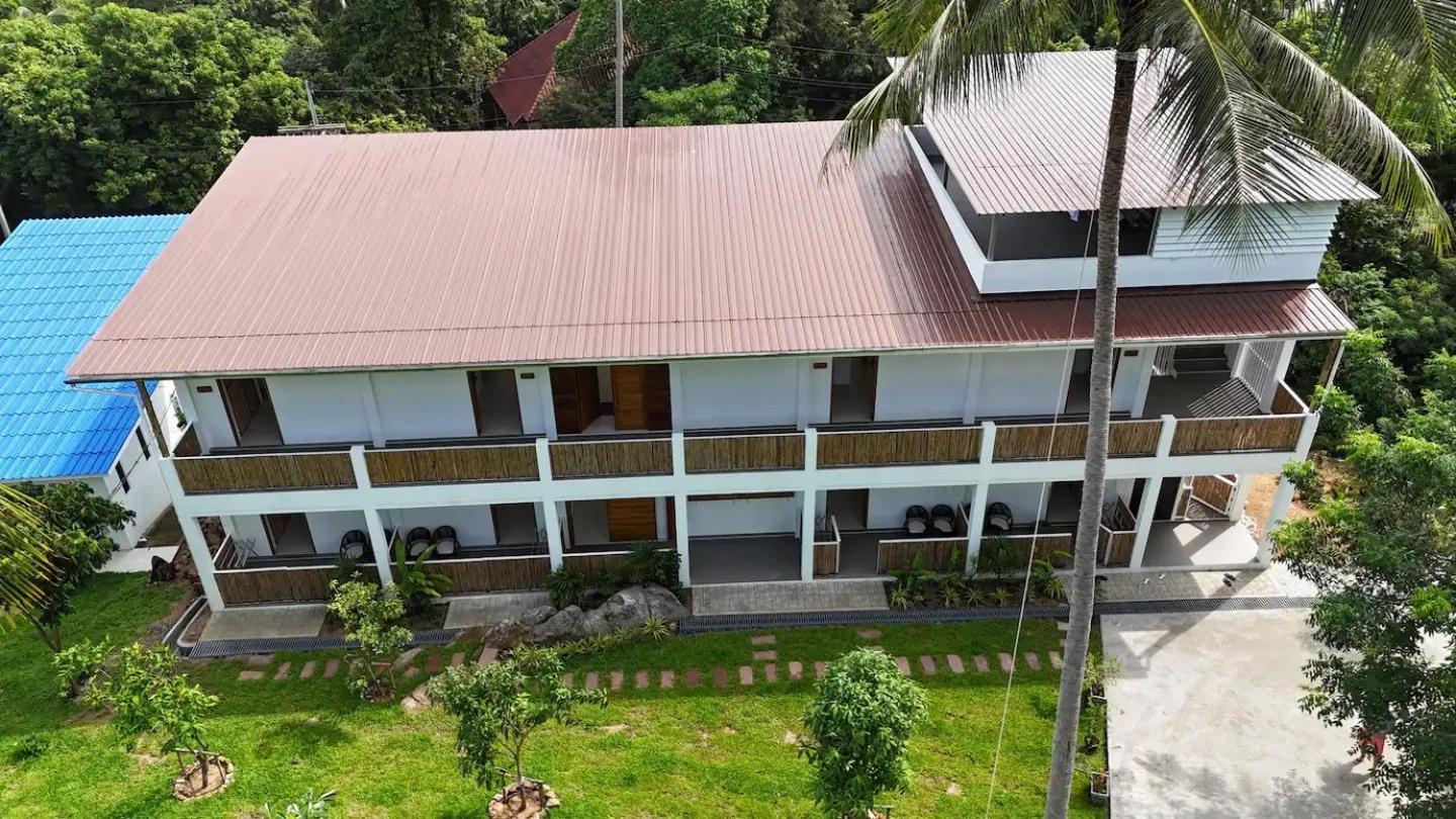 8 Bedroom Monkey 101 Aparthotel